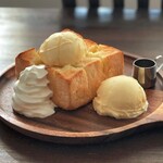 ハニートースト