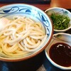 丸亀製麺 - 釜玉(大)と葱とだしソース