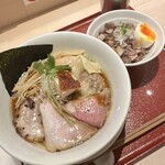 麦と麺助 - 