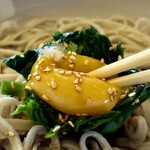 蕎麦家いごころ - 箸を入れ……