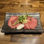 炭火焼肉 竜元・上福ブッチャーズ - 人気No1タン塩