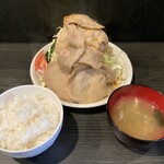 Ningyouchou Kanekitei - 生姜焼きＬ　ご飯ちょい大盛り　マヨネーズあり