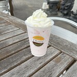 Happiness Resort Cafe - いちごフラッペ