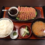 Katsuhana Tei - 牛かつ定食（2,728円）