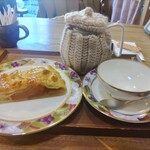 Strawberry Fields - ピンクレディーのアップルパイ(〃∇〃)