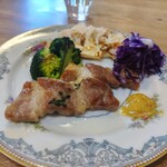 Strawberry Fields - 豚肉の塩麹焼き　ハニーマスタード添え