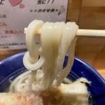 讃岐立食いうどん きりん屋 - ツルツルでモチモチの美味い麺