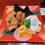 Musashi - 若鶏むすび（1100円）