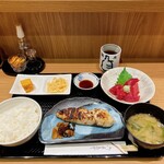 おでん 銀座九丁目 - 中落ち・サワラ西京焼き定食、1,200円。