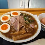 にぼしラーメン かのうや - 煮干しラーメン、肉増し、ゆでたまご増し