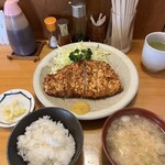 かつよし - ご飯少なめです