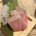 Uojimaya - あっぷ　1/5 本マグロ刺身盛り合わせ