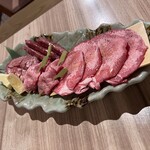 大正浪漫焼肉 金剛園 ろまん亭 沼ノ端店 - 