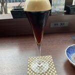 喫茶&BAR タビビトノサロン - ダッチコーヒー。苦味が少なく飲みやすい。