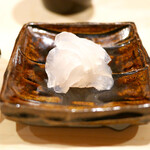 鮨 あらい - カワハギのお刺身