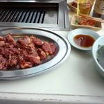 焼肉ばんばん - もっと得々カルビ定食。