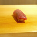 鮨 あらい - 「大間の本鮪赤身漬け」