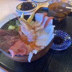 土浦魚市場 - びっくり海鮮丼