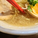 麺酒房 龍安 - スープ