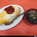 中華料理 萬来軒 - 料理写真:オムライス、デカッ