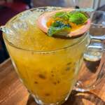 Sri Trat Restaurant & Bar - 