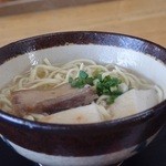 お食事処 がじまる - 沖縄そば400円