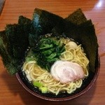 町田商店 - 201401　町田商店　★ラーメン（麺かため）（650円）のり増し（60円）★