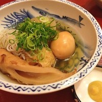八坂通り 燕楽 - おでん盛り合わせ