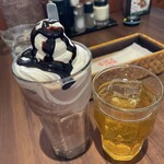 Chirorimmura - ドリンクチケットで100円（2024/02現在）のアイスココアと無料のジャスミン茶