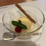 パティスリー SATSUKI - アイスクリーム(バニラ)