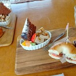 RESTAURANT&CAFE MOMA - 料理写真:デザートセット到着!