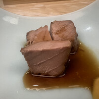 鮨処 凜 - 中トロチャーシュー　　肉厚で柔らかくジューシー