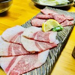 炭火焼肉 敏 - 