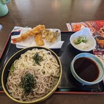 ファミリー食堂 山田うどん食堂 - 