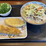 丸亀製麺 - 