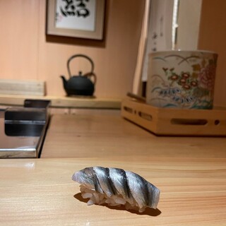 すし処 西の隠れ_1