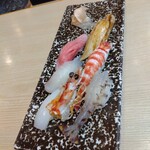 Sushi kappa oiyukichi zushi - 寿し（特別に生車エビ入）