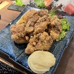 Hatsukoiya - 鶏のから揚げ(490円)