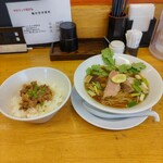 麺麓menroku - 鴨出汁そばと鴨の甘辛煮丼（中）