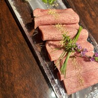黒毛和牛焼肉 虎斑 北新地店 - 
