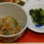 嘉門 - ピリ辛納豆とお新香