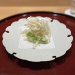 Isoda - 白魚の揚げ物
