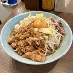 立川マシマシ - 汁なし胡椒麺(うずら)
            麺→200g  野菜→普通
            アブラ→マシマシ  カラメ→マシ