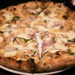 ラ・ピッコラ・ターヴォラ - 