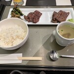 Aobatei - 牛タン定食1人前ミックス