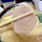 Ramen Takahashi - 鶏レアチャーシュー！とてもヘルシーです。