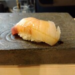 鮨 幻酢 - ぶり
