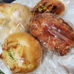 ベーカリープチ - 今回4つ購入