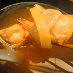 鮨処 凜 - ランチおまかせセット１０貫・凛　日替わり汁物付き　３５００円（税込）　日替わりの汁物　クエのアラのアップ　1【２０２４年２月】