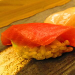 鮨処 凜 - ランチおまかせセット１０貫・凛　日替わり汁物付き　３５００円（税込）　握り-５　本鮪中トロ【２０２４年２月】